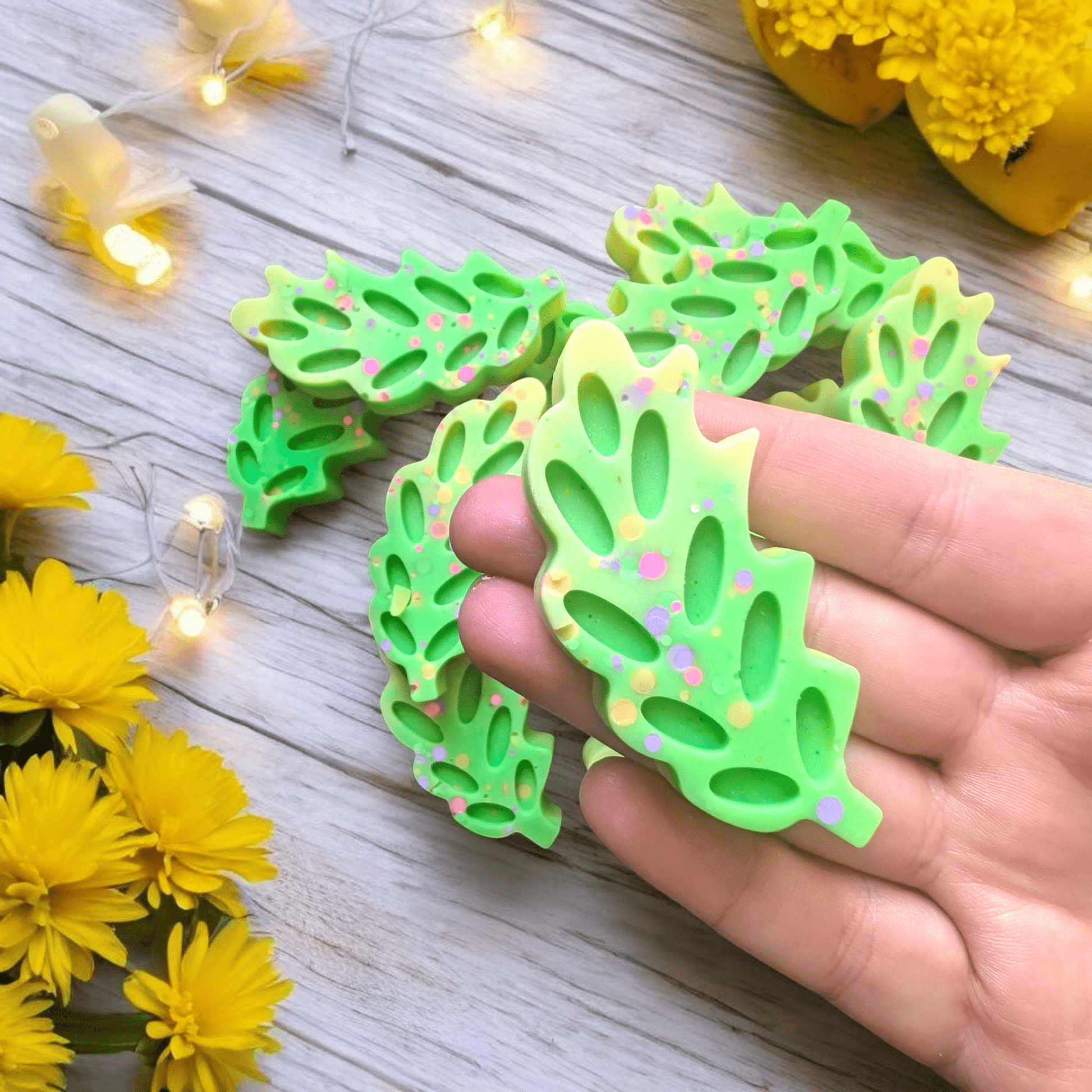Foam Banana Fairy Leaves - avarosearomas