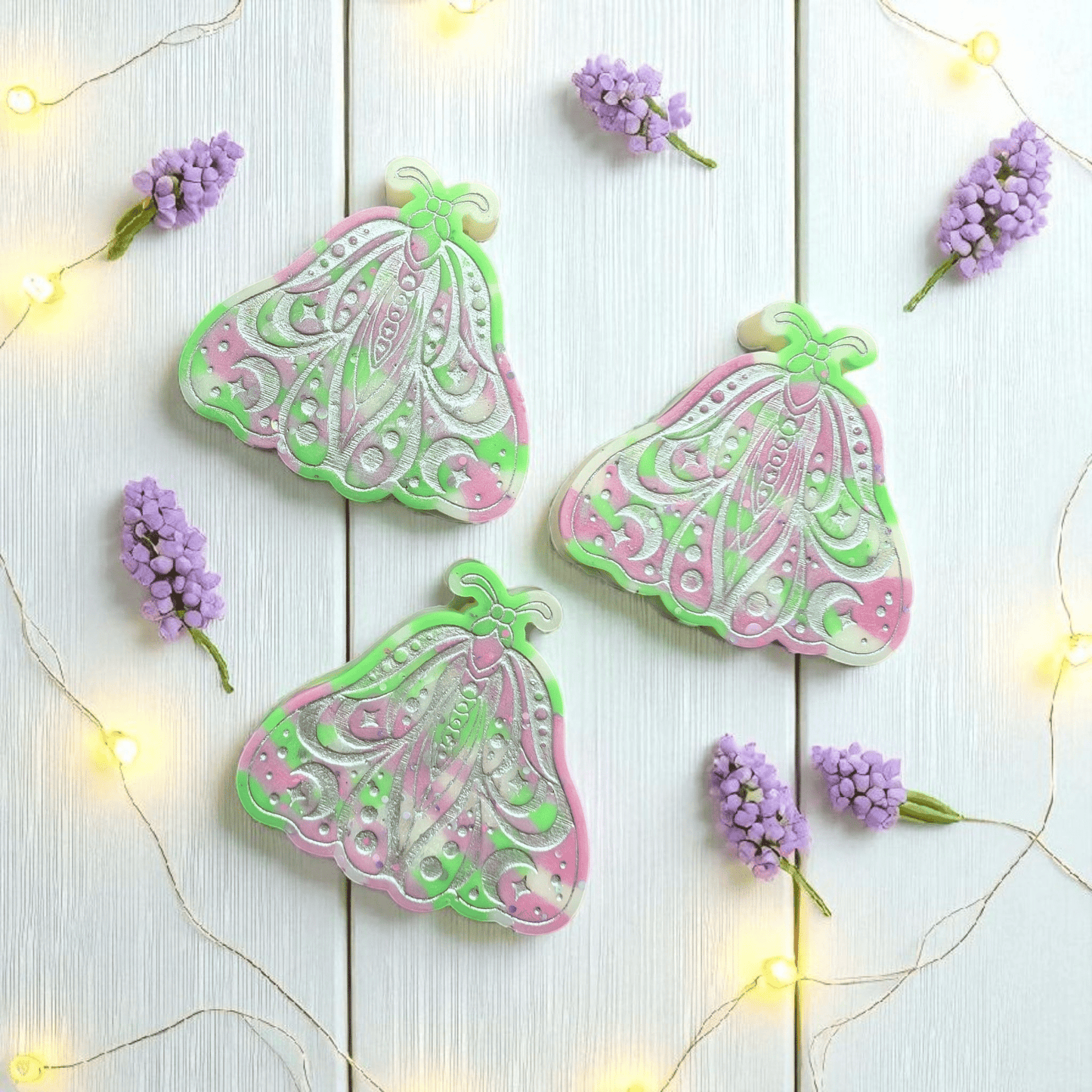 Lavender Matcha - Luna Moth Wax Melt - avarosearomas