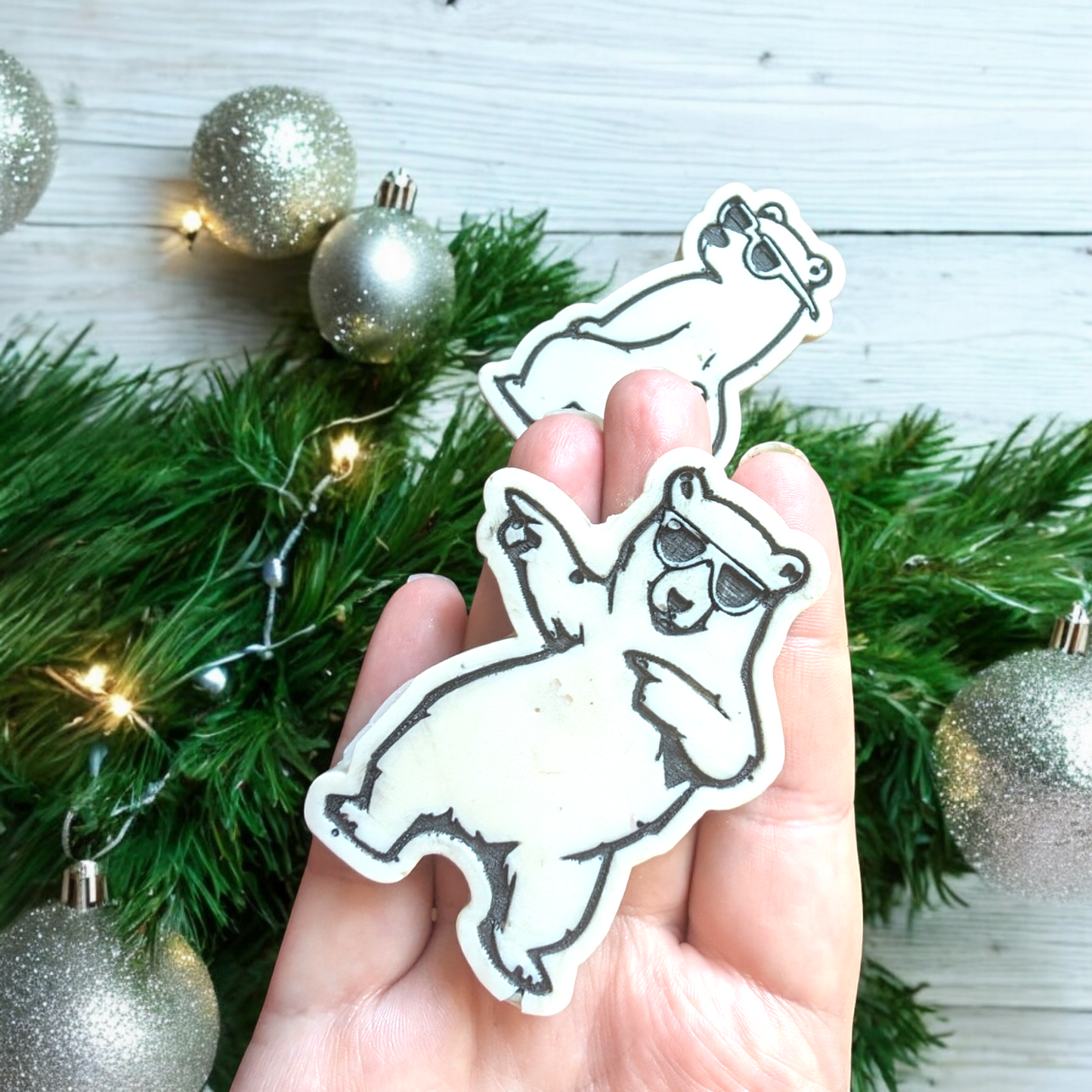 Snowflake Cookie & Winter Cherry Jam Polar Bear Wax Melt