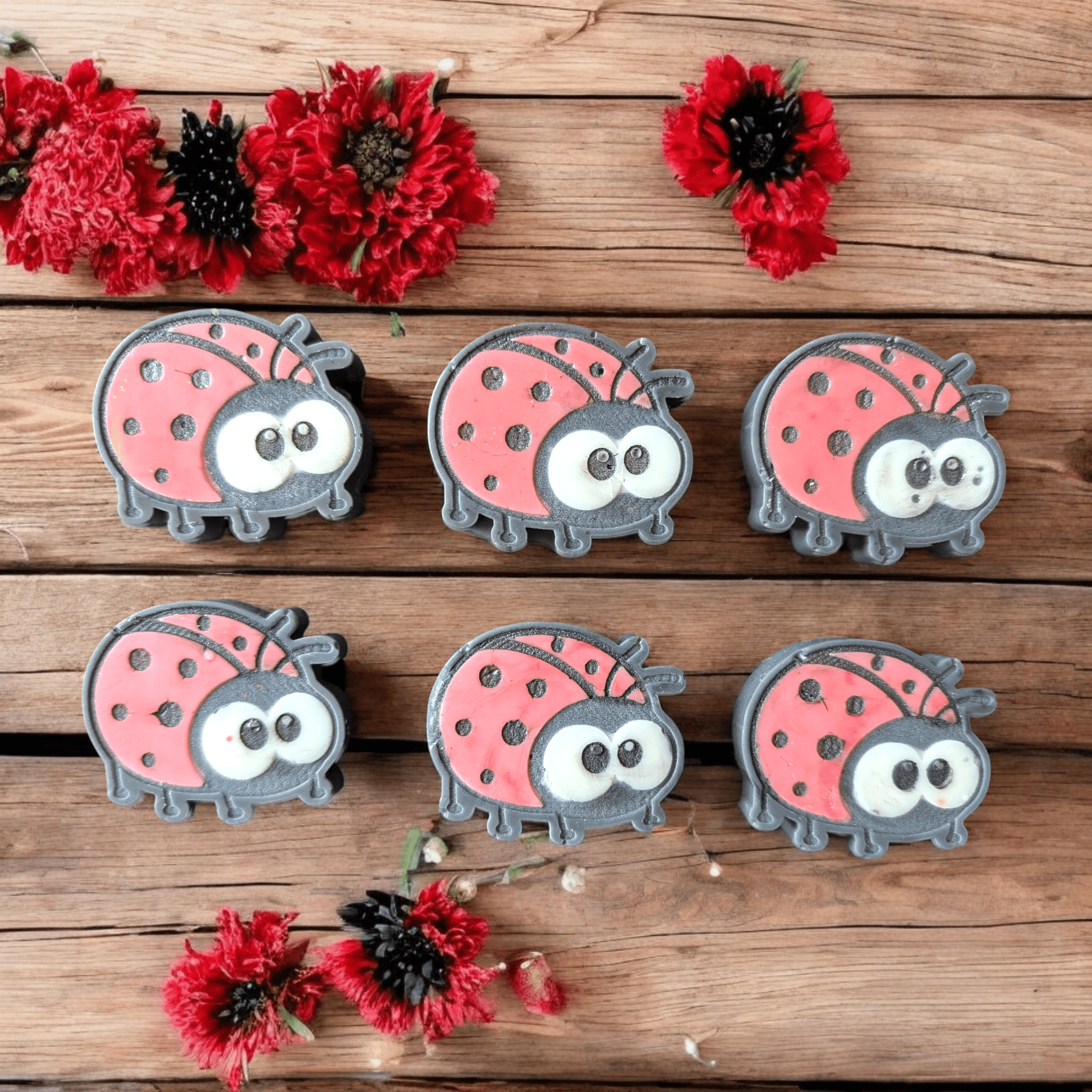 Cherry Kisses & Strawberry Hearts - Lady Bug Wax Melt - avarosearomas