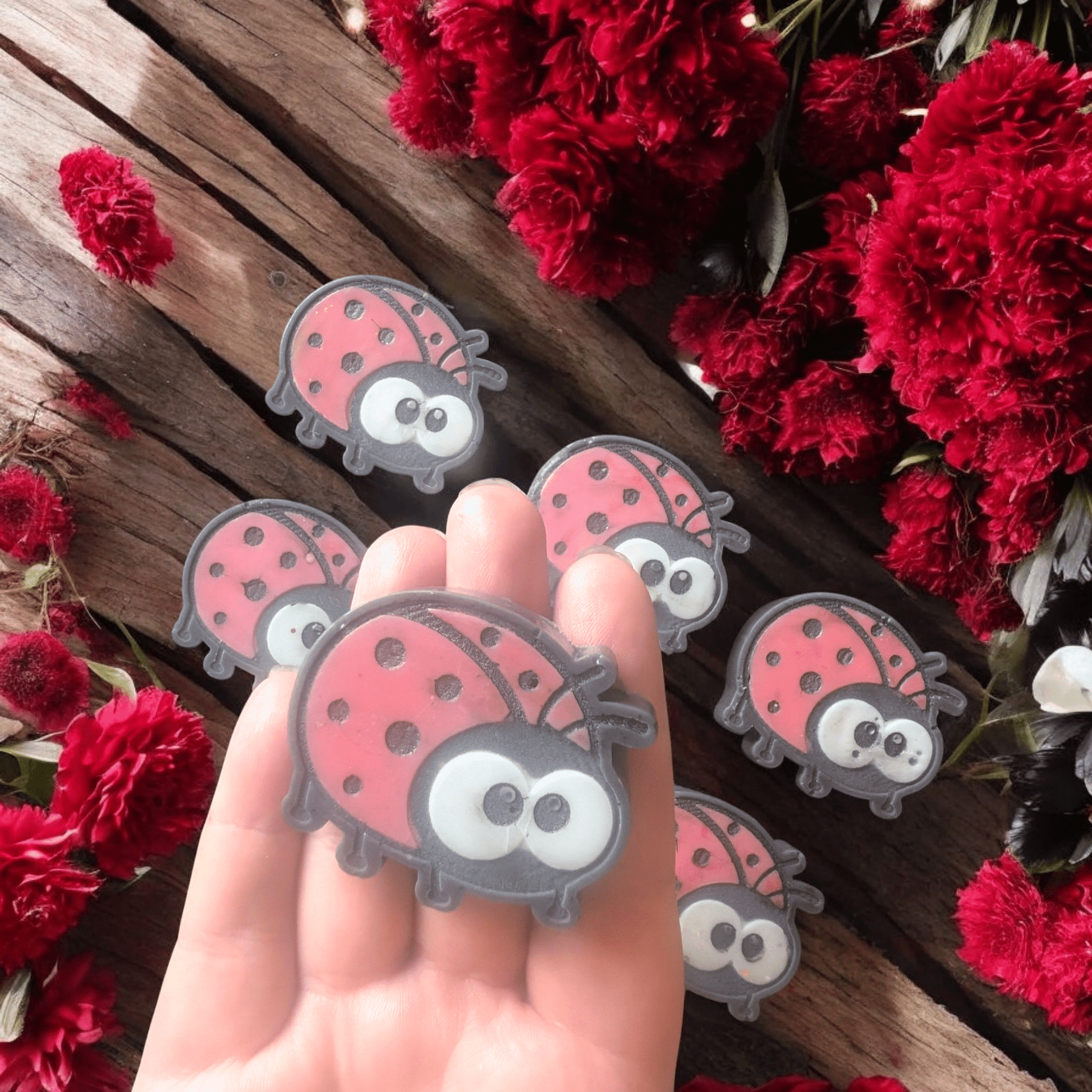 Cherry Kisses & Strawberry Hearts - Lady Bug Wax Melt - avarosearomas