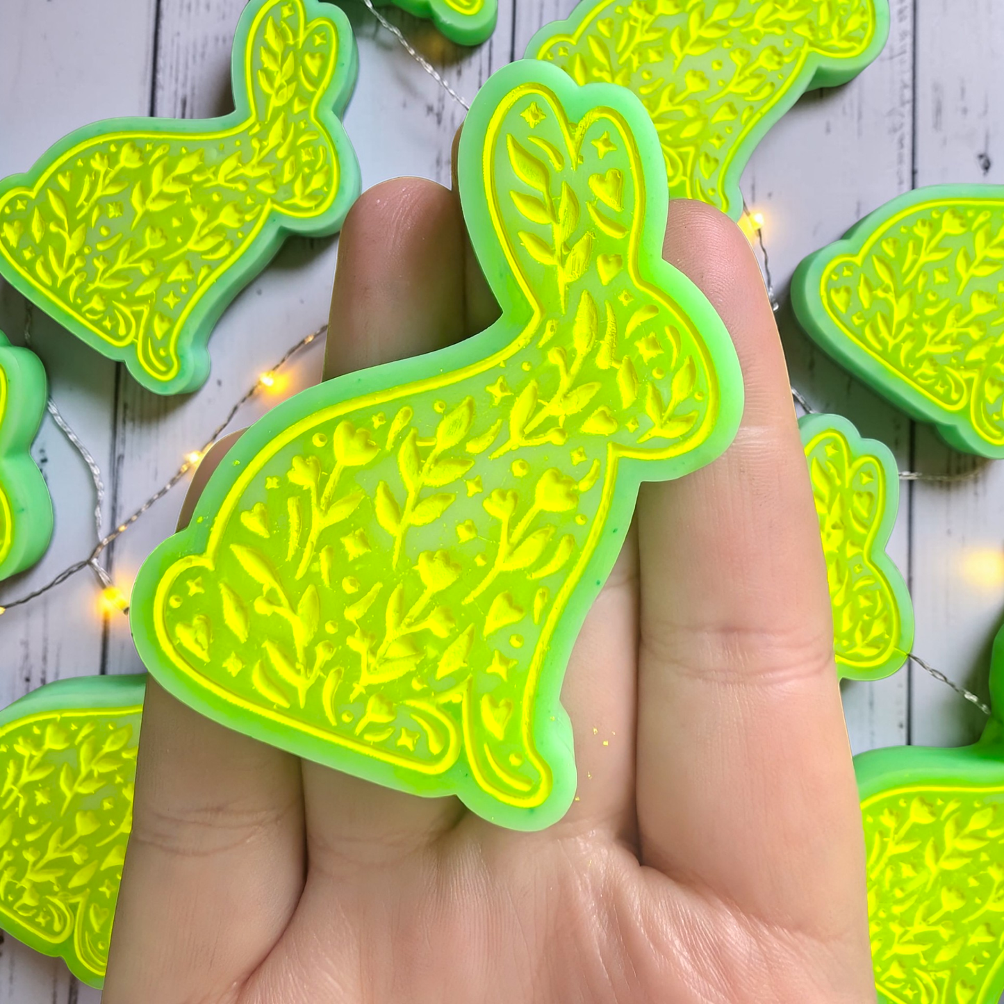 Flora Spring - Bunny Wax Melt - avarosearomas