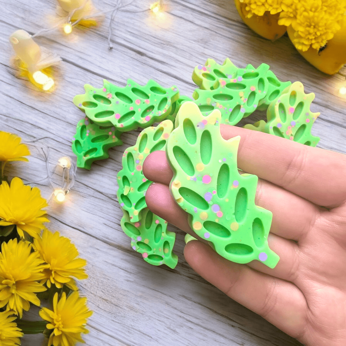 Foam Banana Fairy - Leaves Wax Melt - avarosearomas