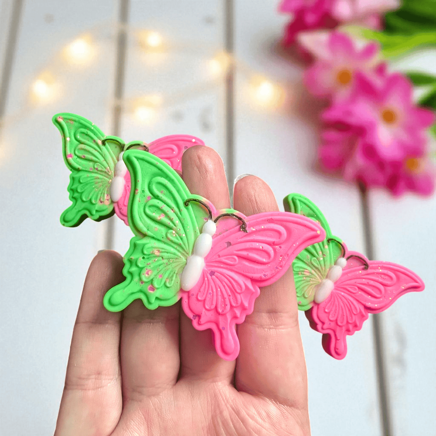 Frosted Damson & Star Anise - Butterfly Wax Melt - avarosearomas