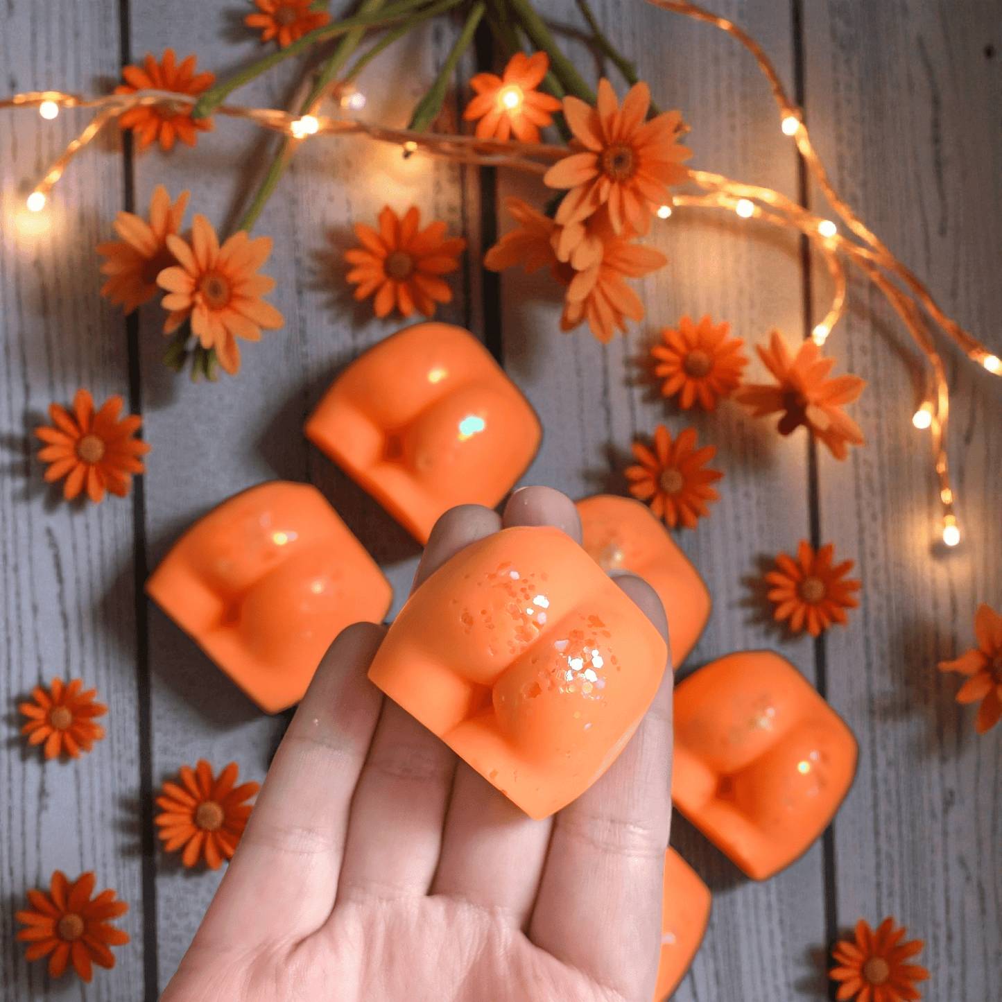 Fruity Juicy Bubblegum - Cheeky Wax Melt - avarosearomas