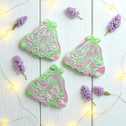 Lavender Matcha Moth - avarosearomas