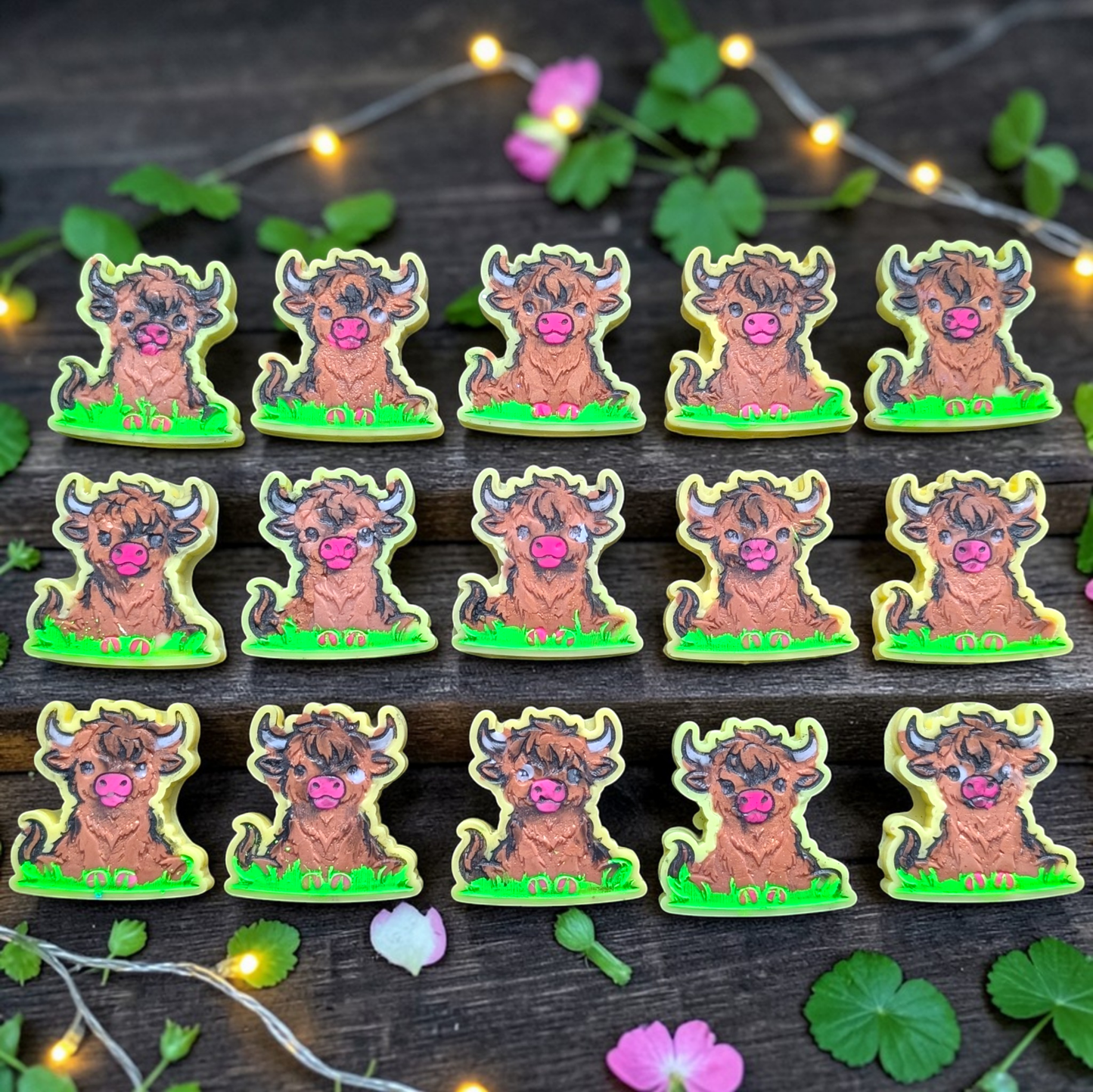 Lemon Kissed - Highland Cow Wax Melt - avarosearomas