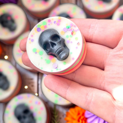 Skittle Explosion – Rainbow Skull Mini Wax Slab
