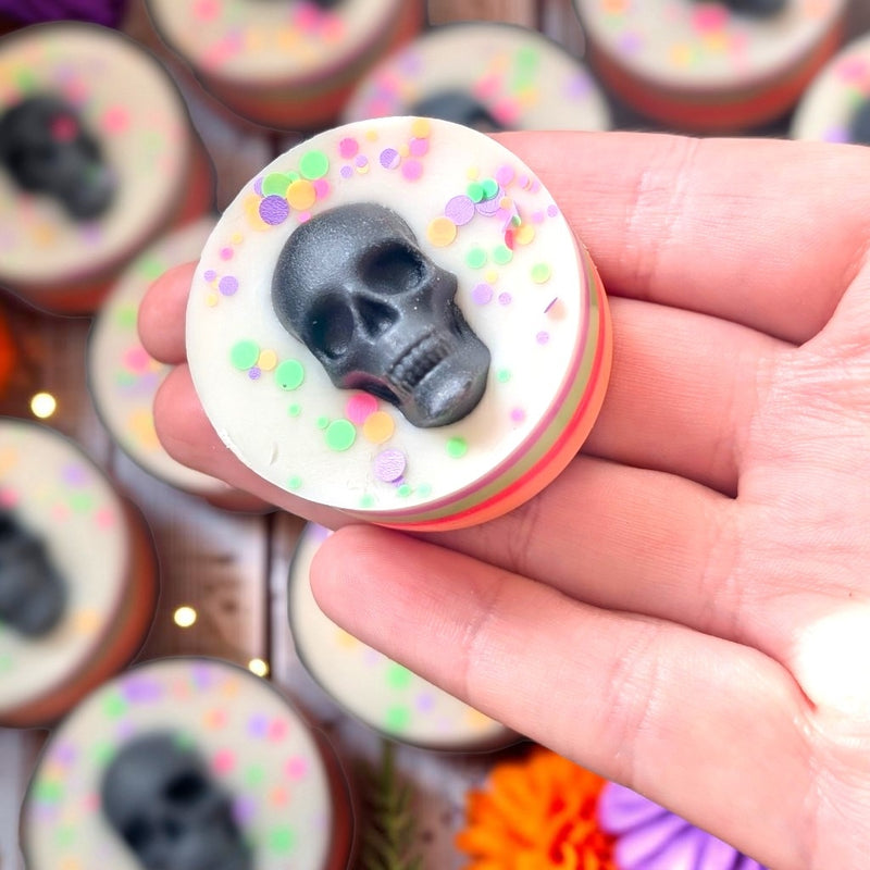 Skittle Explosion – Rainbow Skull Mini Wax Slab