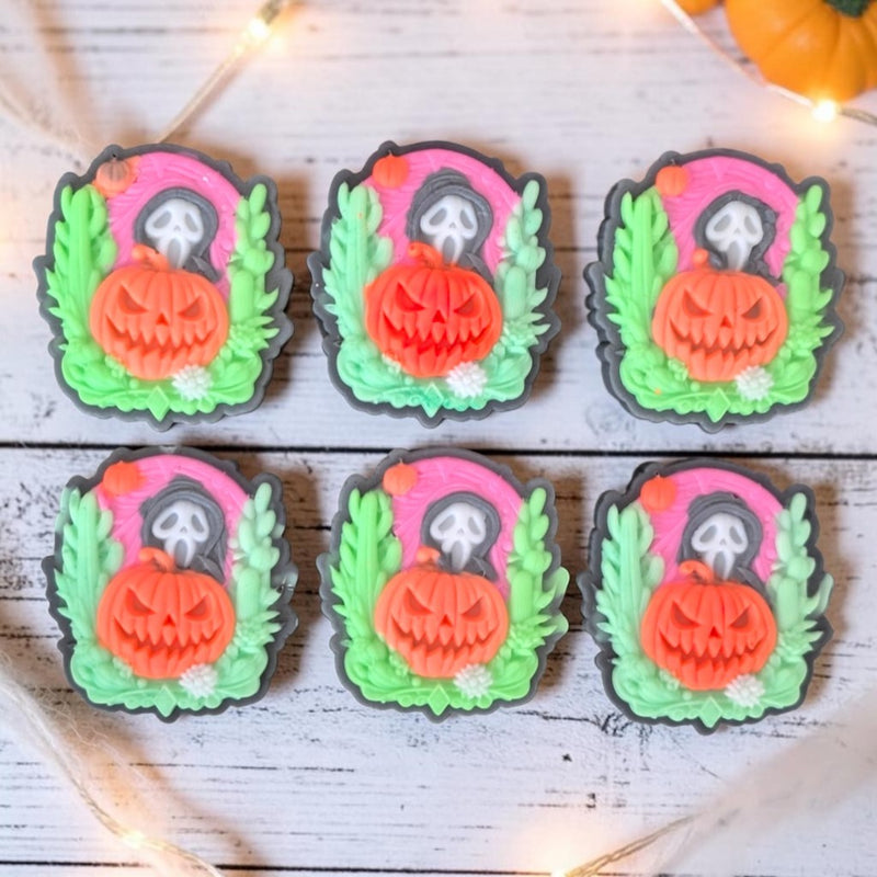 Sweet Cinnamon Pumpkin - Ghost face Pumpkin Wax Melt
