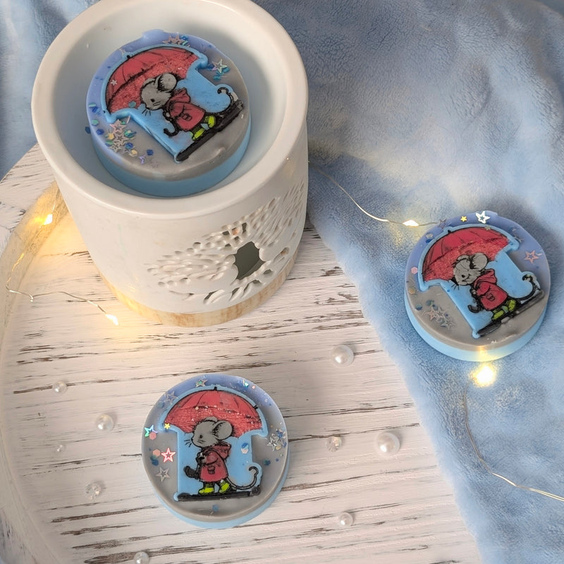 Raining Outside, Reading Inside – Mouse Wax Melt Slab
