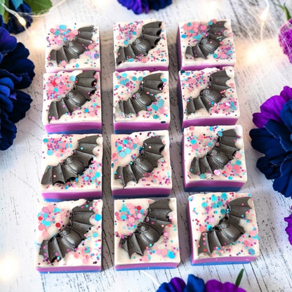 Dove – Bat Mini Wax Melt Slab