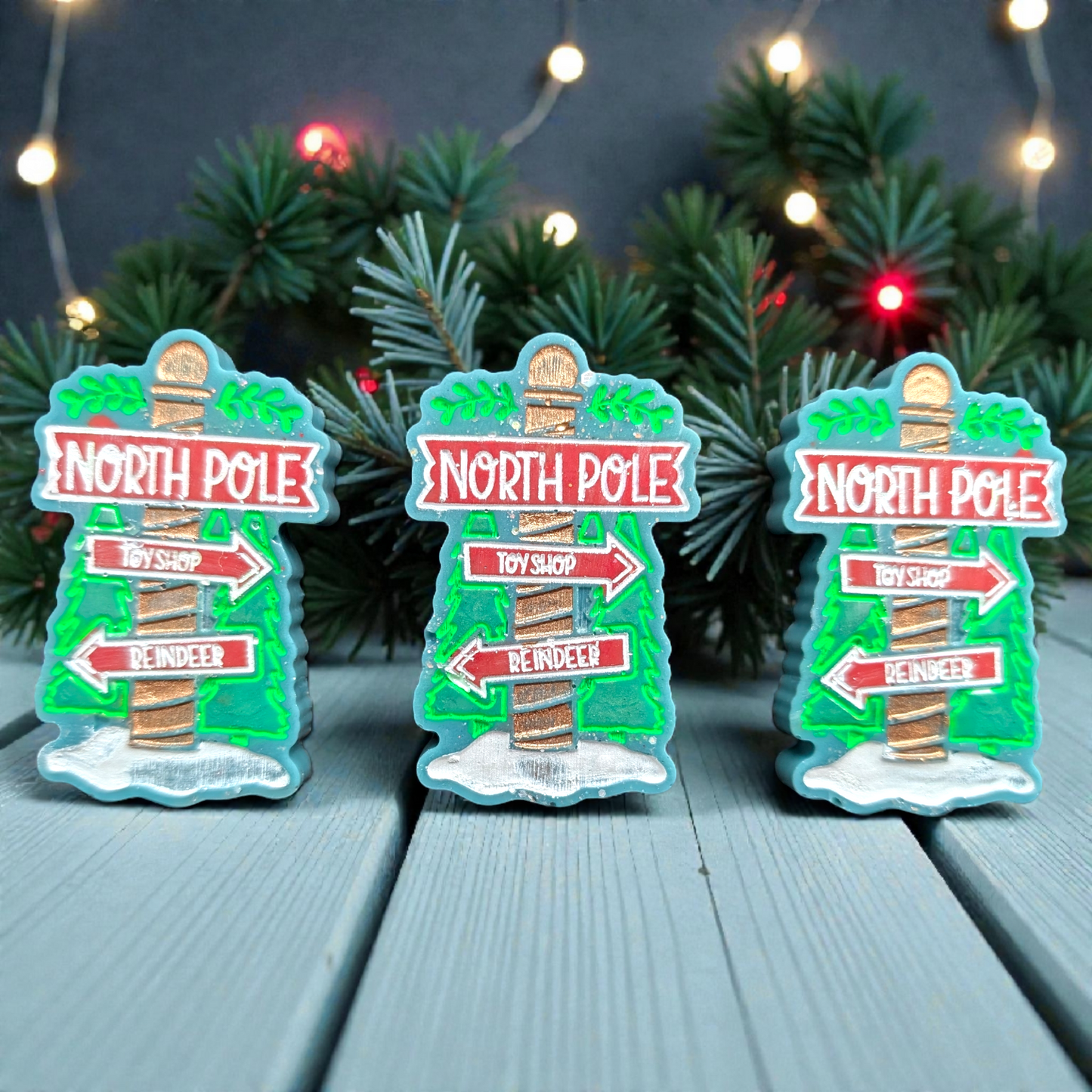 Winter Cherry & Ginger Frosting North Pole Sign Wax Melt