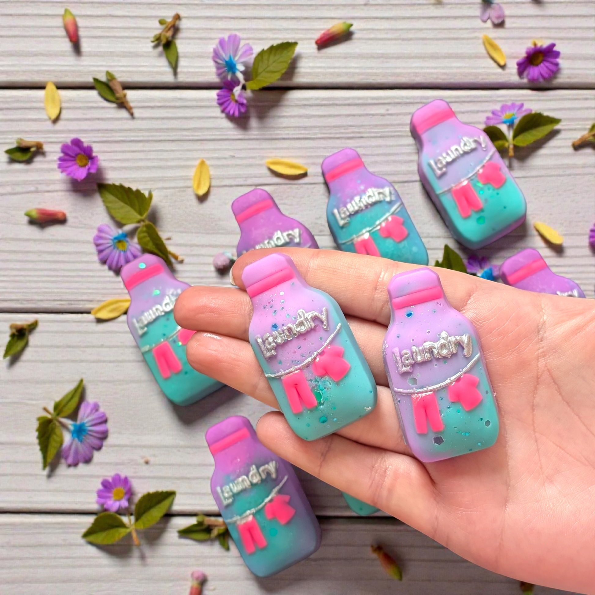 Snapdragon & Patchouli - Laundry Bottle Wax Melt - avarosearomas