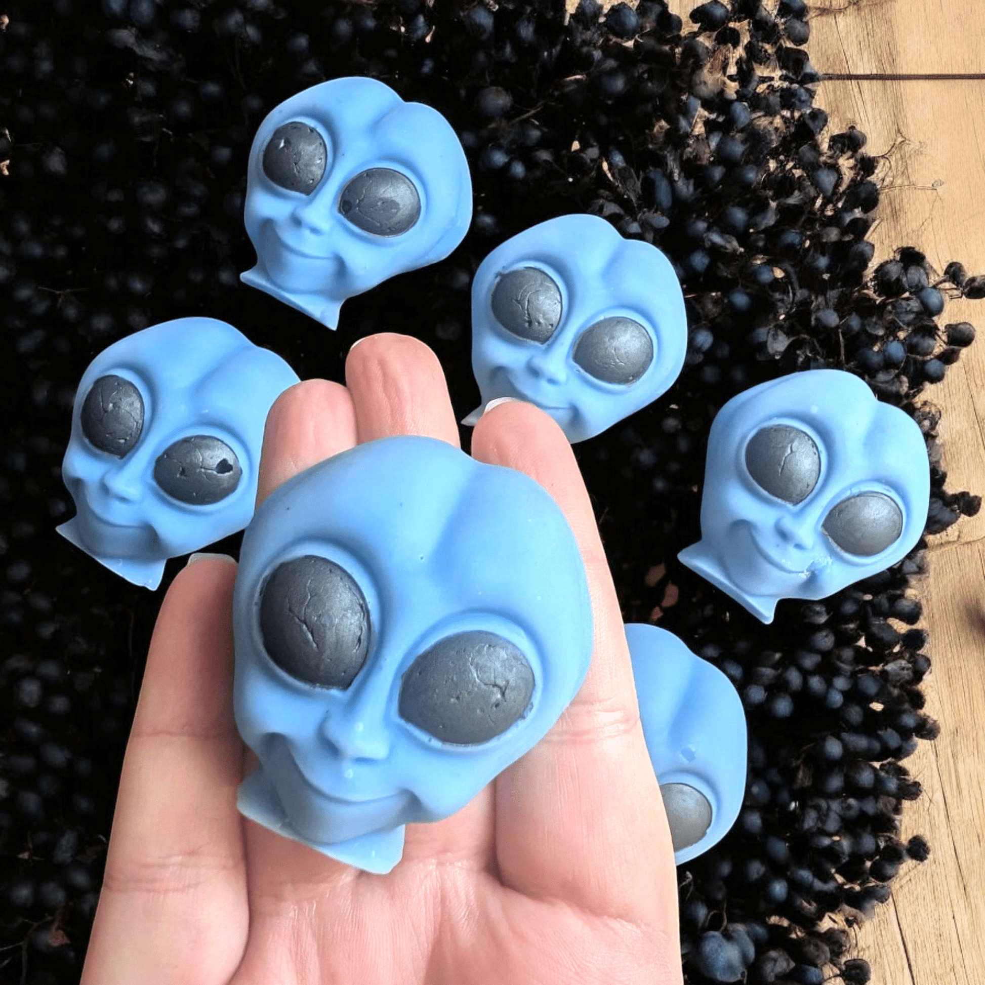 Space Candy - Alien Wax Melt - avarosearomas