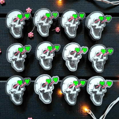 Warm Woods & Cashmere - Skull Wax Melt - avarosearomas